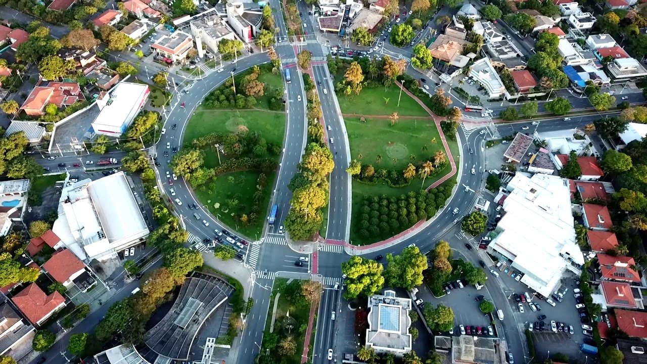 Aulas de inglês online em Alto de Pinheiros para profissionais