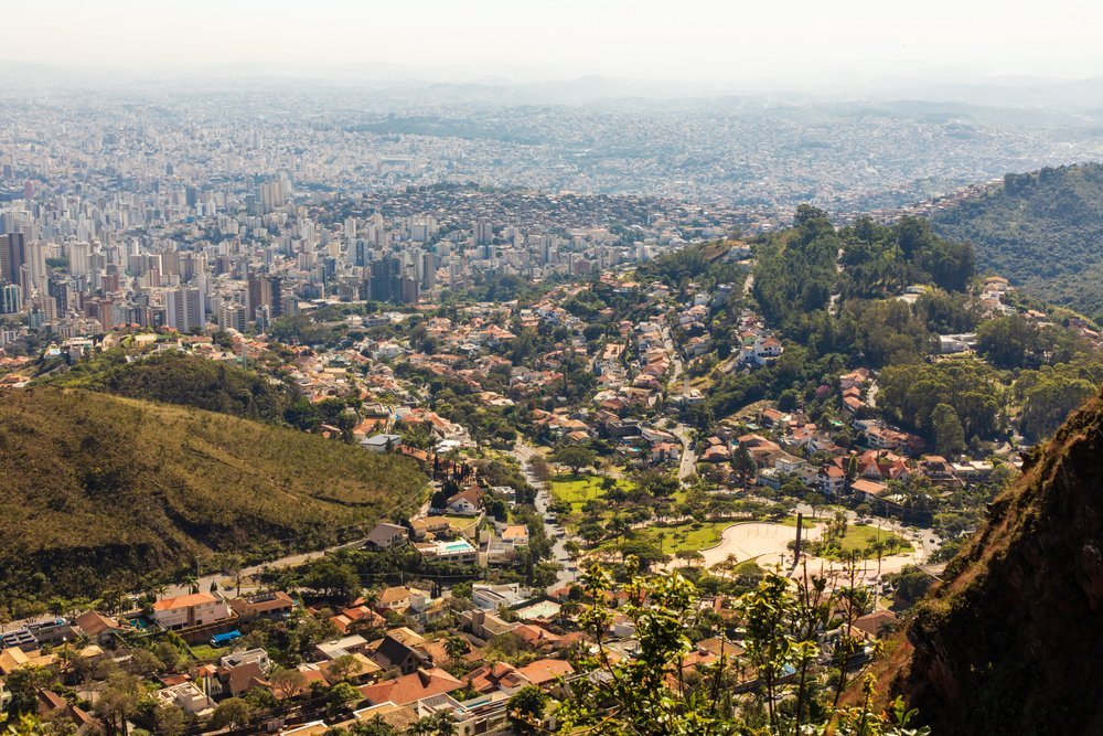 Serra do Curral em Belo Horizonte — bairro Serra, tradicional e bem localizado